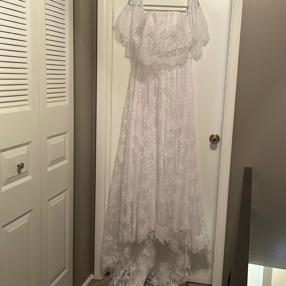 Bridal Shower or Bridal Dress - Picture 1 of 5